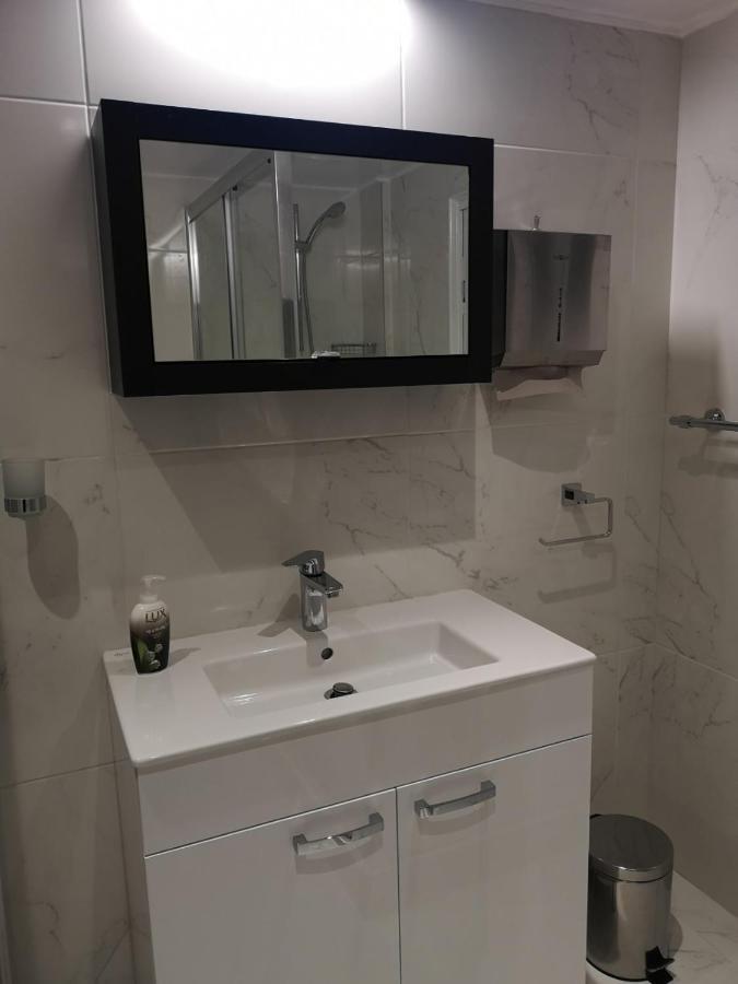 Kalidonia Residence Suite Nicosia , Spacious 2 Bedroom Suite With Office Bagian luar foto