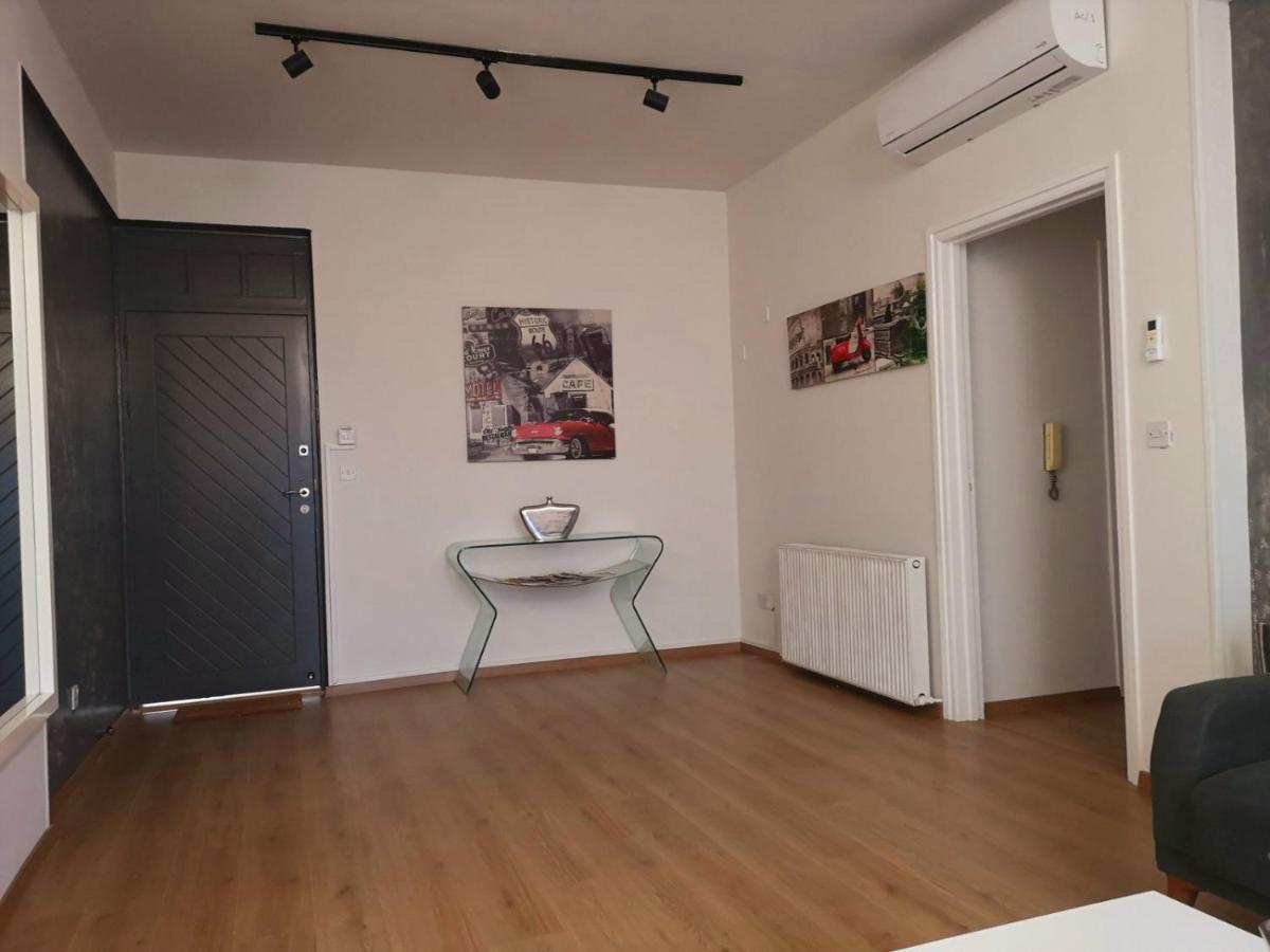 Kalidonia Residence Suite Nicosia , Spacious 2 Bedroom Suite With Office Bagian luar foto